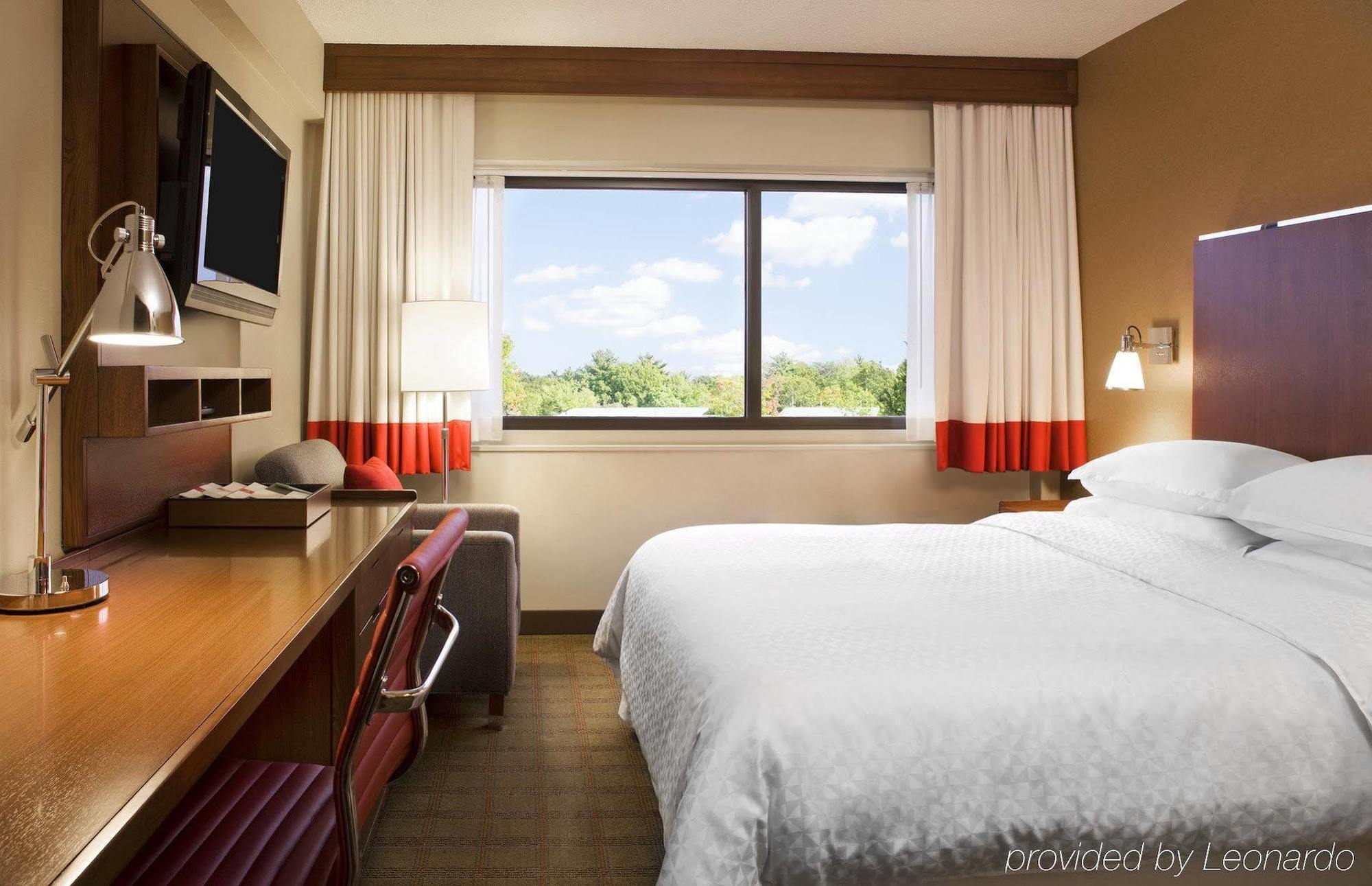 Four Points By Sheraton New Delhi, Airport Highway Eksteriør billede